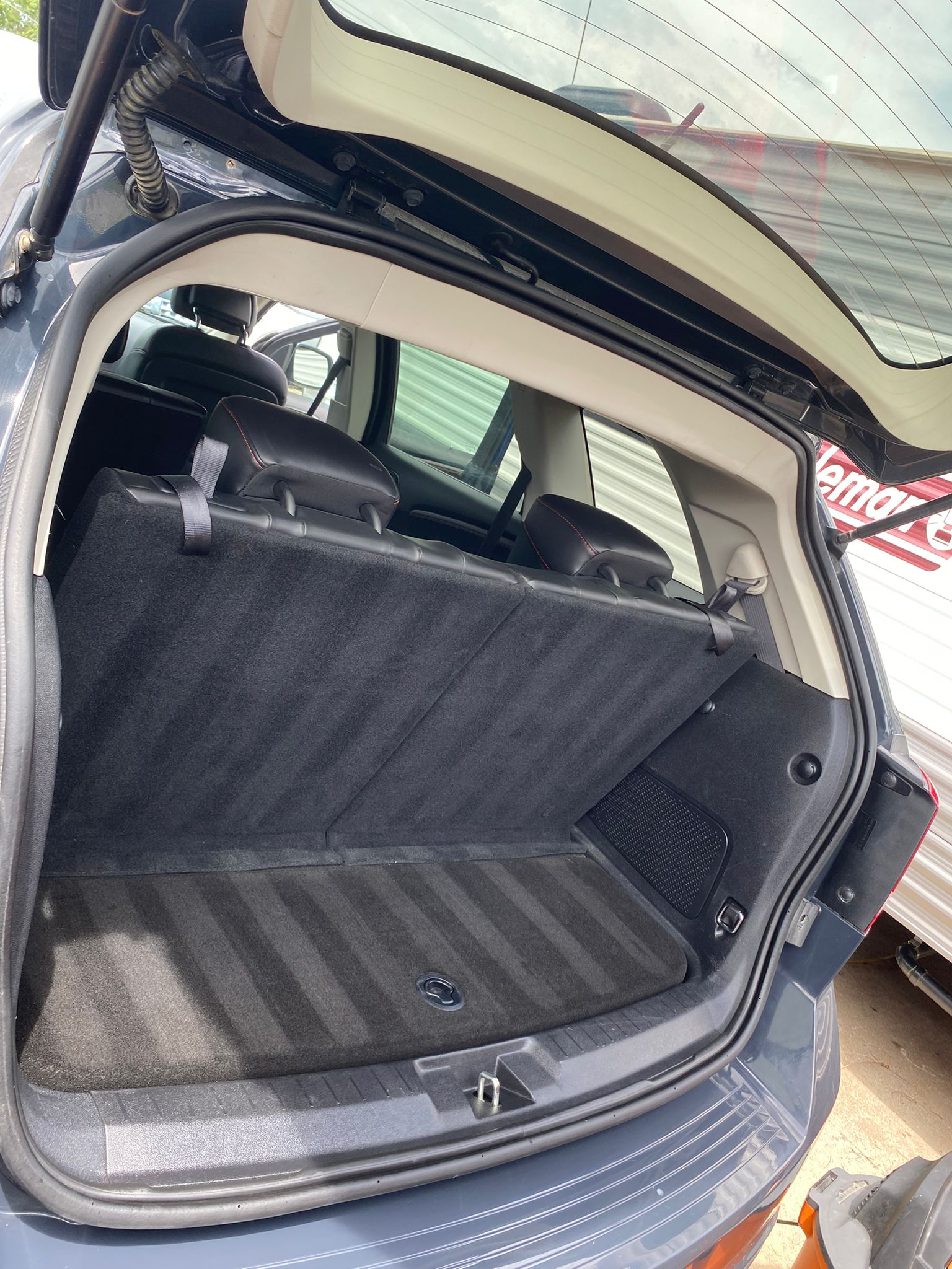 Clean trunk and cargo area after detailing